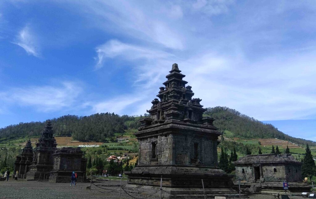 paket wisata dieng candi arjuna